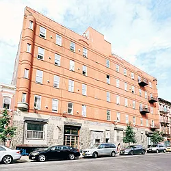 885 Park Avenue in Stuyvesant Heights
