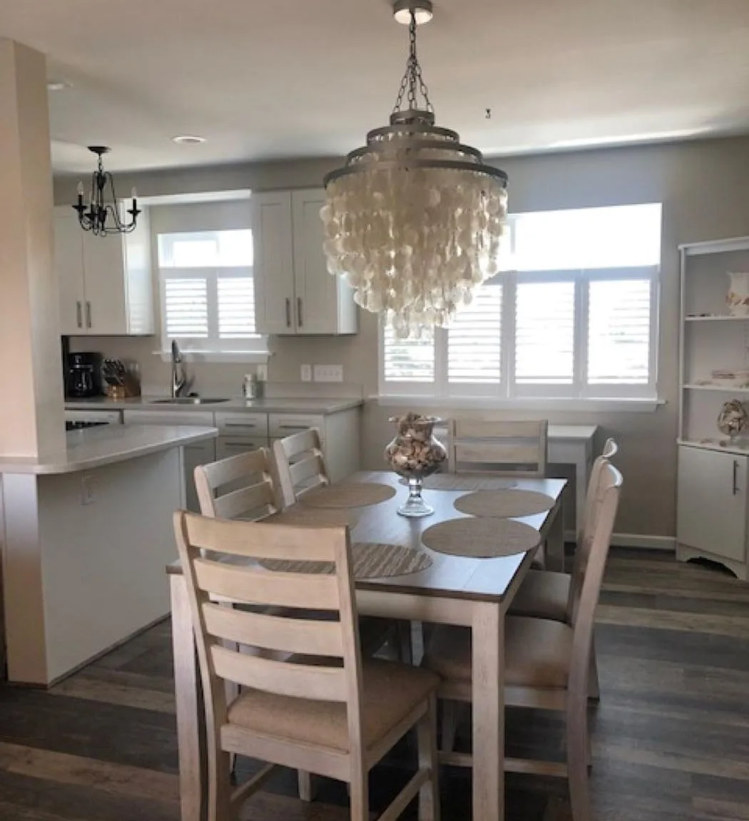 2 bed, 2.5 bath, 1100 sqft, $1,800 — Photo 4