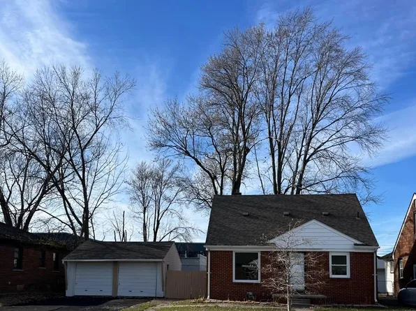 27247 Leroy St, Roseville, MI 48066