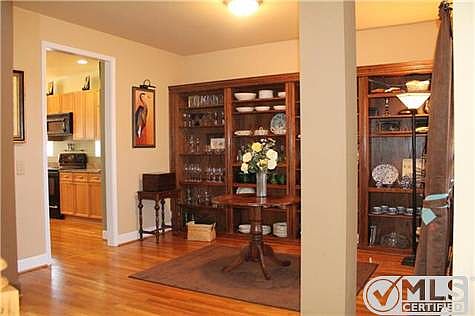 4th image of 7536 Watervale Dr