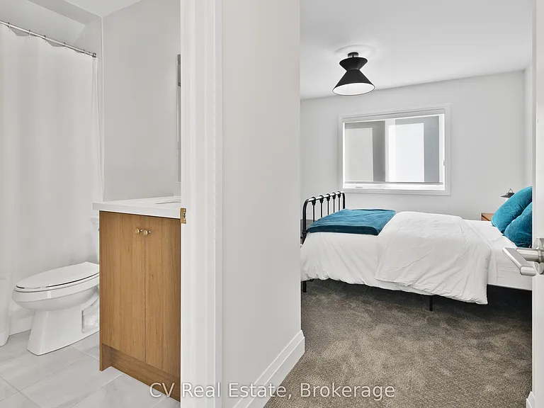 115 Stillwater Cres — Photo 15