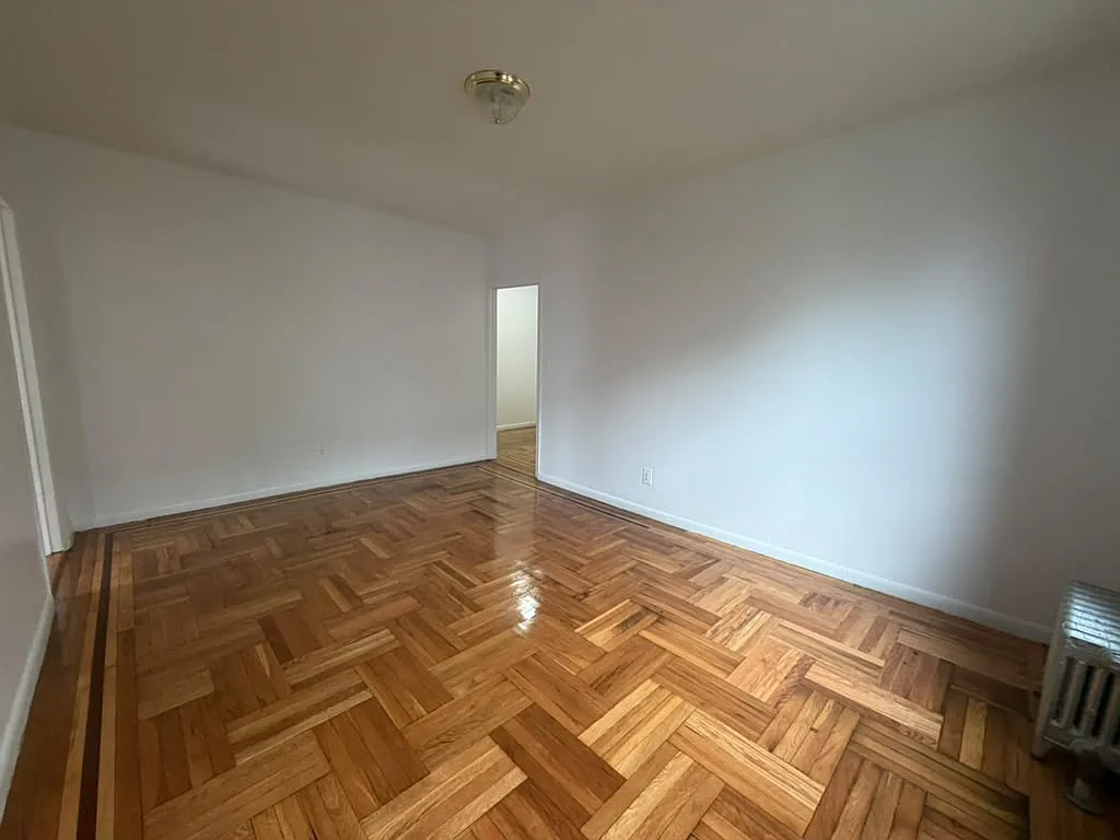 1 bed, 700 sqft, $1,864 — Photo 4