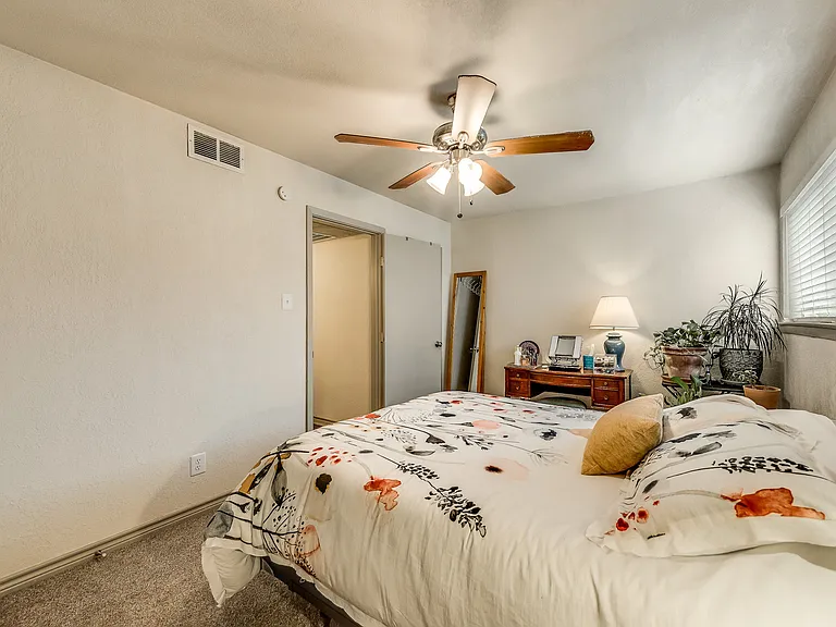 5330 Junius St — Photo 7