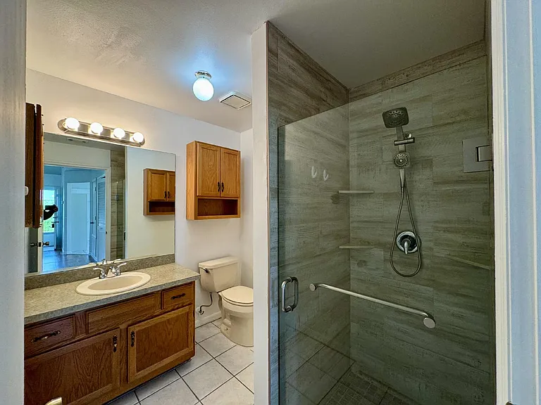 1455 Disston Ave — Photo 24