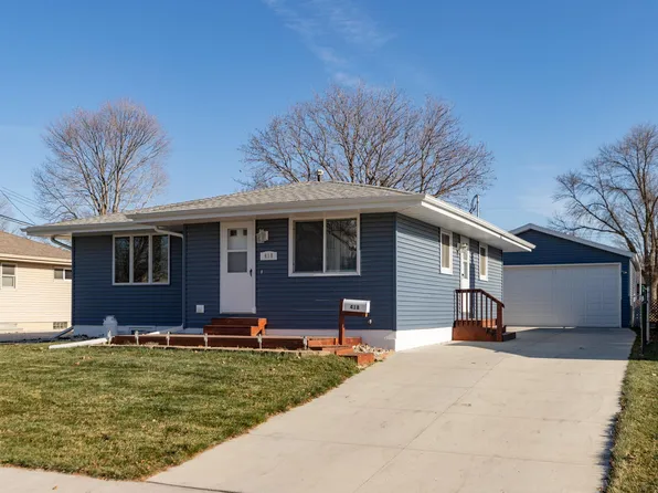 418 3rd Ave SE, Stewartville, MN 55976