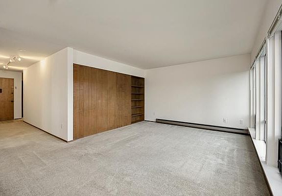 3rd image of 2316 Yale Ave E APT 103