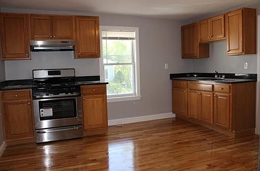 1st image of 344 Granite St #344