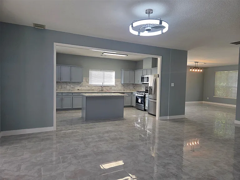 9526 Heflin Colony Dr — Photo 11