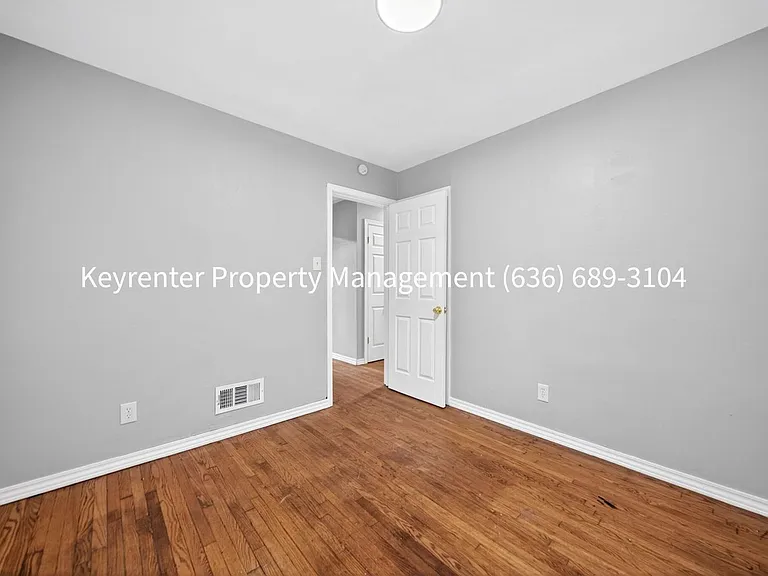 5936 Theodore Ave — Photo 12
