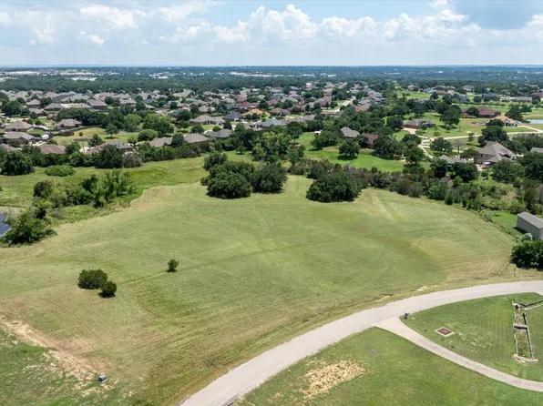 2309 Wills Way Dr, Granbury, TX 76049