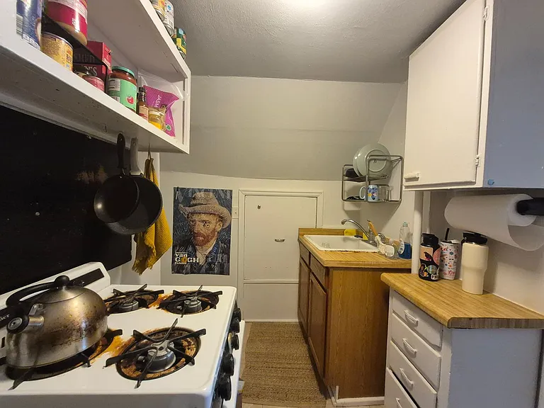 2652 Bryant Ave S — Photo 3
