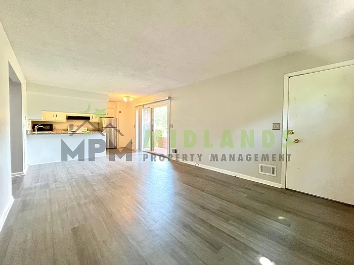 621 Henderson St — Photo 21