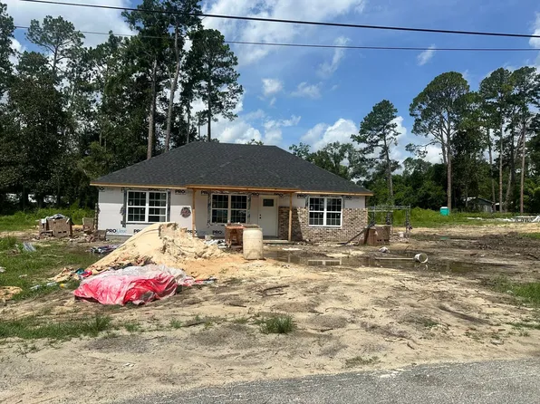 687 N Washington St, Lyons, GA 30436
