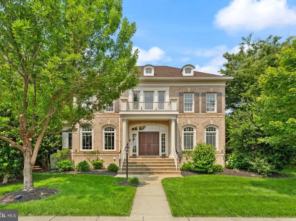 22962 Lois Ln, Ashburn, VA 20148