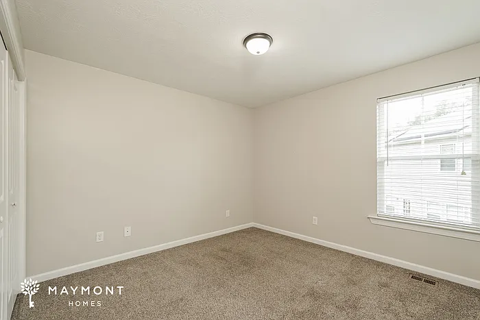 1920 Kenlock Dr — Photo 13
