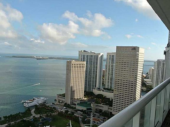 4th image of 50 Biscayne Bl #4202
