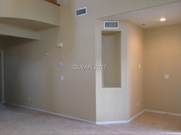 5th image of 748 Thorton Beach St #0