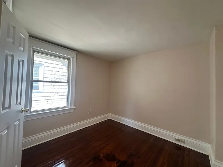 768 Flower City Park — Photo 41