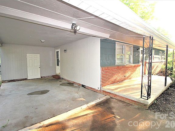 4th image of 105 Delmar Rd