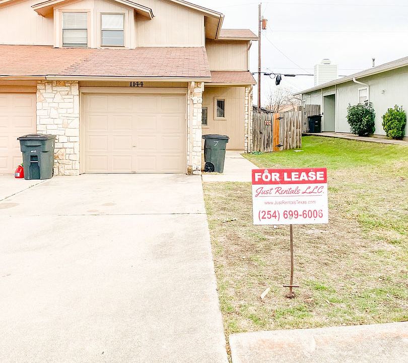 1st image of 1144 Royal Crest Dr