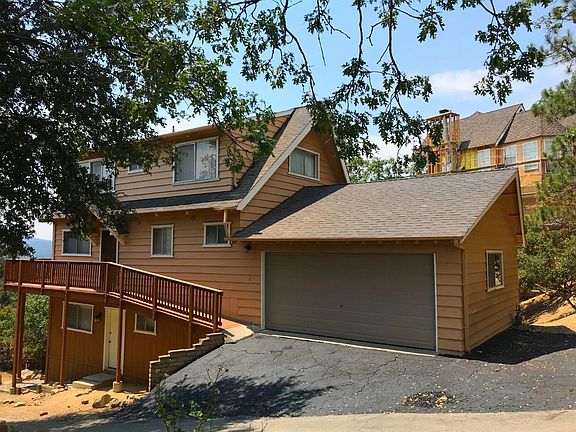 2nd image of 1302 Yellowstone Dr