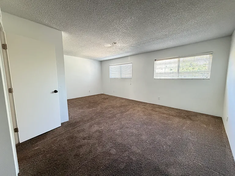 2759 W Anklam Rd #C — Photo 11