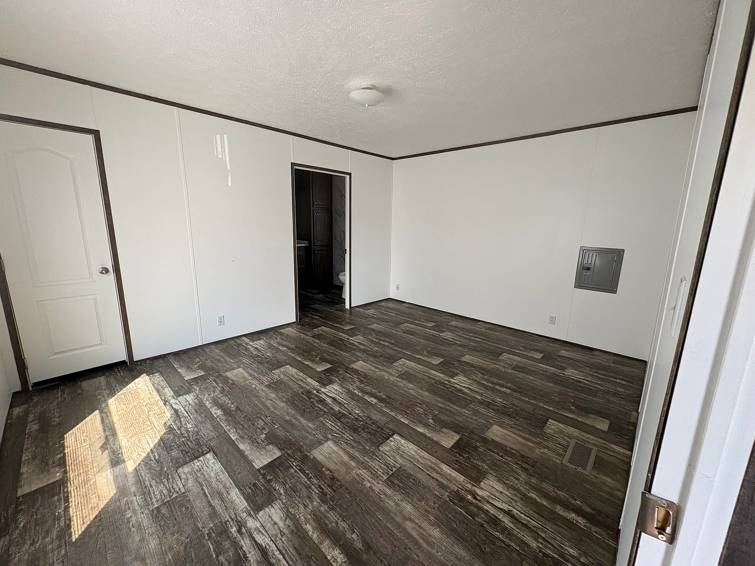 3 bed, 1216 sqft, $1,199 — Photo 4