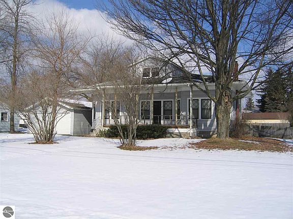 2nd image of 215 E Michigan Ave