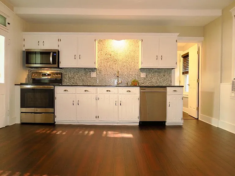 16 E Lincoln Ave #1A — Photo 2