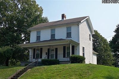 1st image of 581 W Wilson St