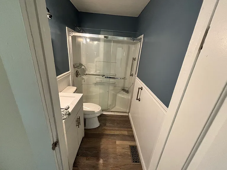 1210 Hoke St — Photo 16