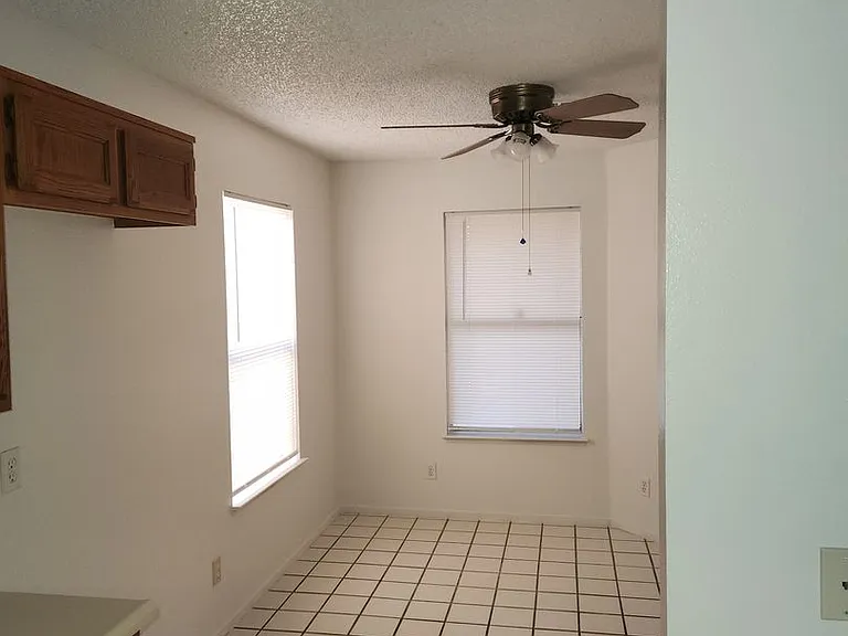 7048 Picaroon Ln — Photo 17
