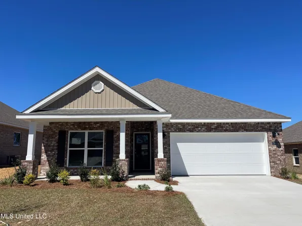 17880 Kelso Dr, Diberville, MS 39540