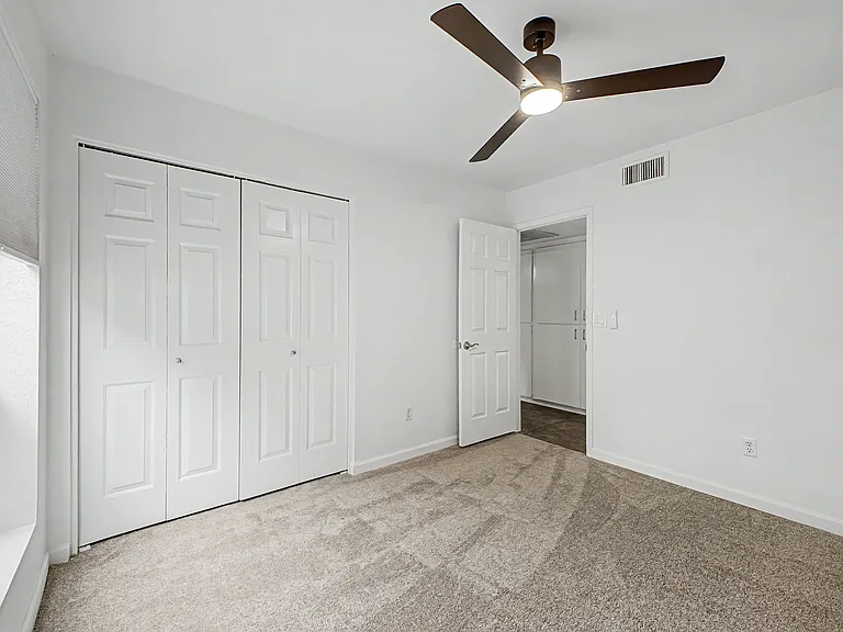 15837 N 47th Pl — Photo 21
