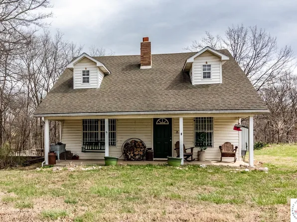 940 NE 981st Rd, Windsor, MO 65360