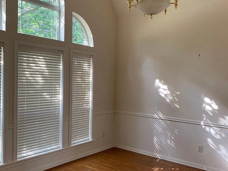 3213 Greta Ct — Photo 12