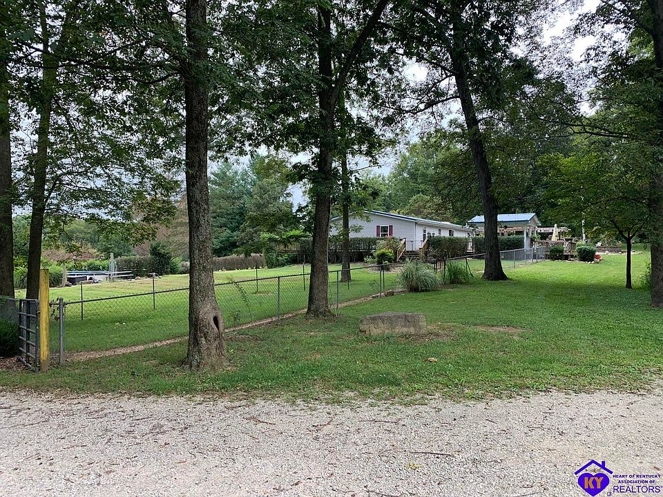 1st image of 285 Valley Ct