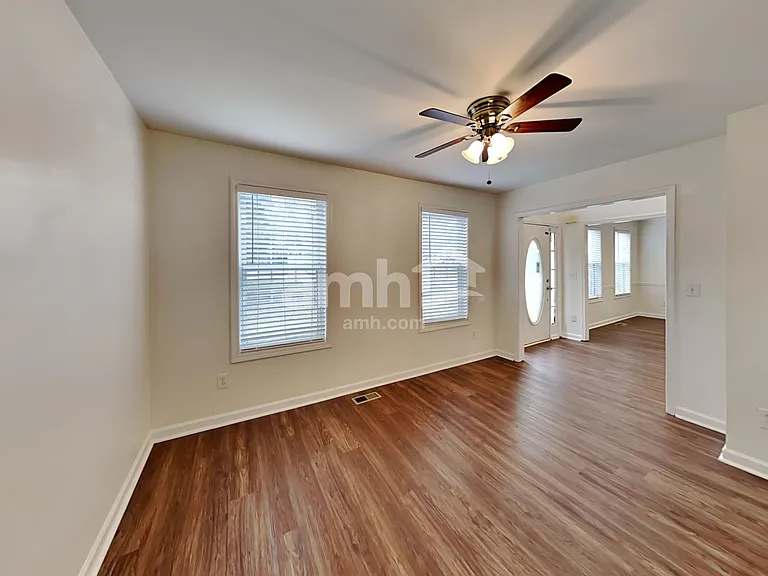 714 Ridgewood Way — Photo 6