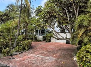 1895 NE 117th Rd, North Miami, FL 33181