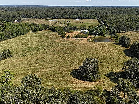 4th image of 2620 County Road 2300
