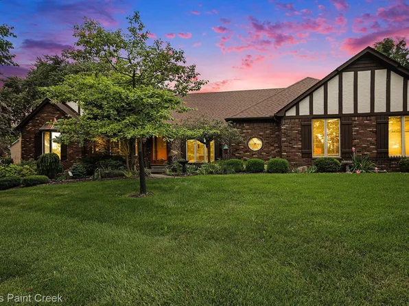 833 Langley Rd, Rochester Hills, MI 48309