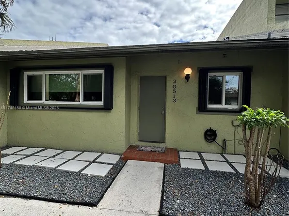 20513 NW 15th Ave, Miami, FL 33169