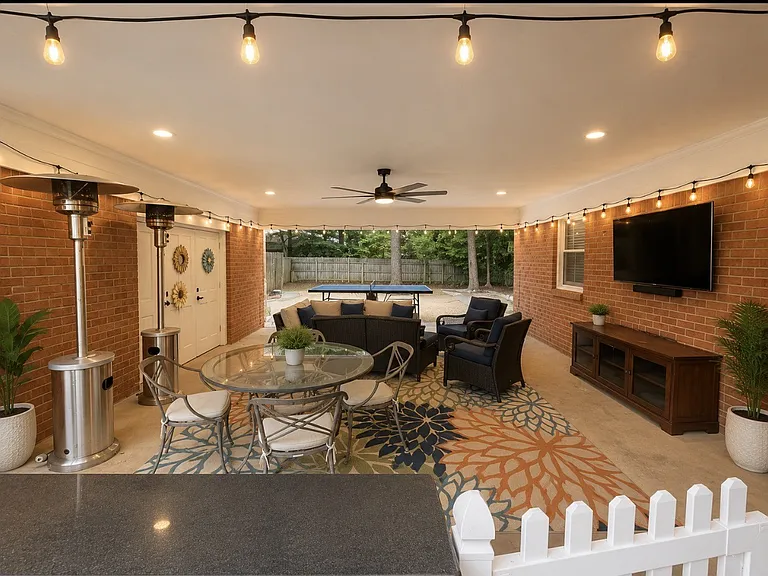 1360 Sycamore Rd — Photo 40