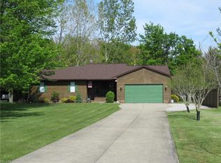 13467 Albion Rd, Strongsville, OH 44136