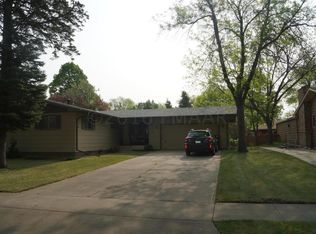 2837 Evergreen Rd N, Fargo, ND 58102