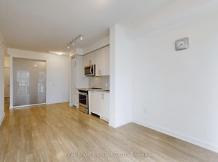 4085 Parkside Village Dr #1506, Mississauga, ON