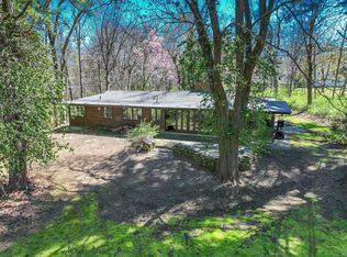 874 N Pleasant St, Amherst, MA 01002