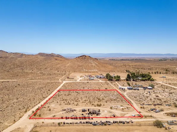 1 Stevenson St, Rosamond, CA 93560