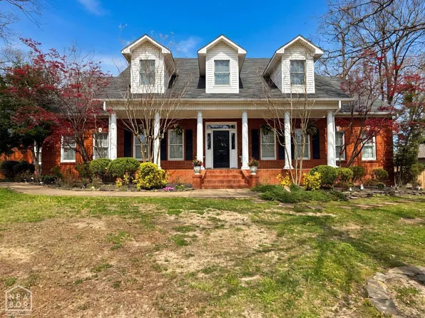 2114 Spring Hollow Dr, Jonesboro, AR 72404