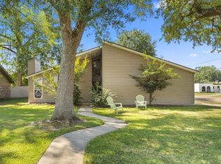 800 Cherrydale St, Lake Charles, LA 70607